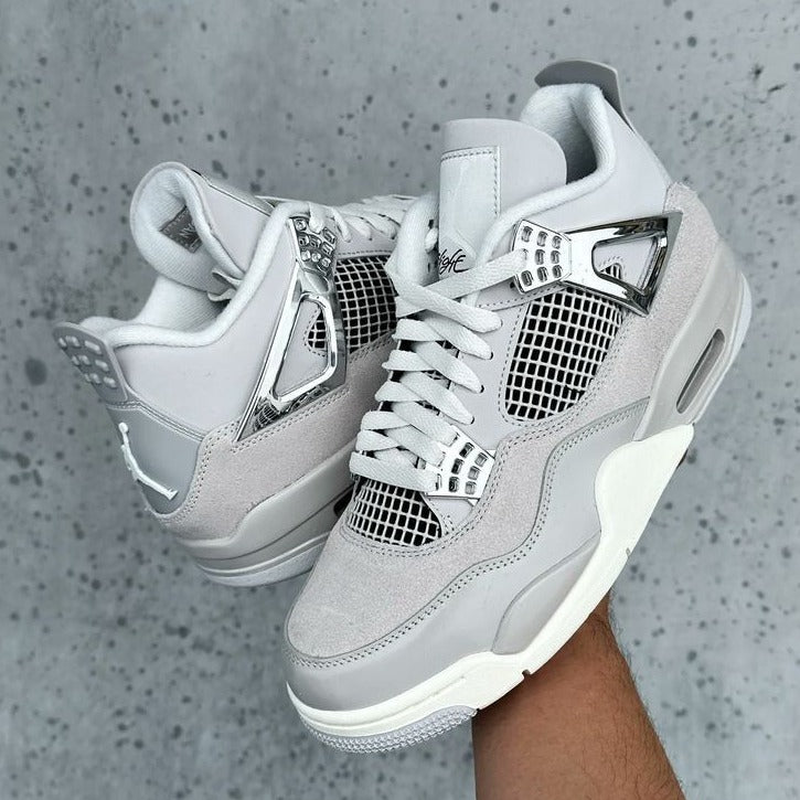 AIR JORDAN 4 ‘FROZEN MOMENTS’